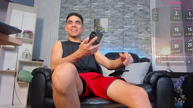 zack joness18 online show from March 21, 2026, 5:23 am