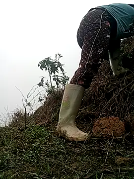 Phoena-a online show from April 18, 2026, 1:09 am