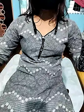 cute mahi07 online show from October 29, 2025, 10:39 am