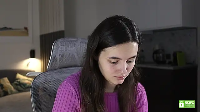 amelie shine online show from November 8, 2025, 11:21 am