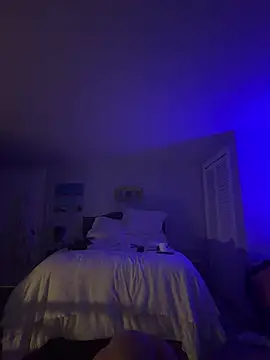 krisdeanbb online show from February 19, 2026, 10:00 am