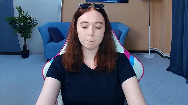 AddieOsler online show from May 18, 2026, 7:52 pm