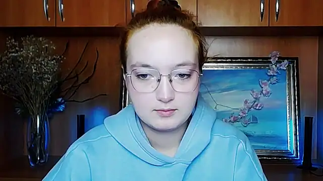 MissAriaa online show from April 14, 2026, 6:19 am