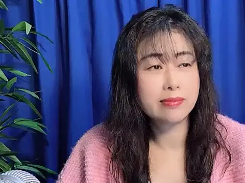 yaoyao22678 online show from October 27, 2025, 1:26 pm