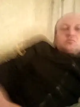 Snapshot of kencoo19 chatting on March 4, 2026, 2:39 am kencoo19 online show from March 4, 2026, 2:39 am