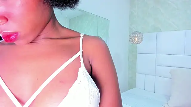 violeta ruizz online show from February 24, 2026, 3:48 am