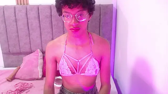 Athenea Zoe online show from November 10, 2025, 11:48 pm