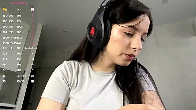 Snapshot of AngilaDoyal chatting on December 4, 2025, 7:39 am AngilaDoyal online show from December 4, 2025, 7:39 am