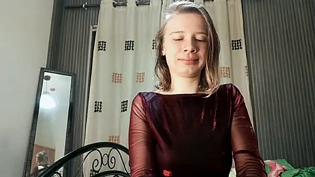 MargaretFairy online show from October 26, 2025, 6:03 pm