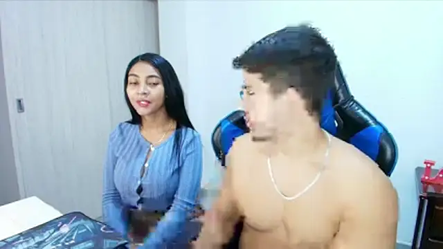 sophia and alex online show from November 13, 2025, 4:06 pm