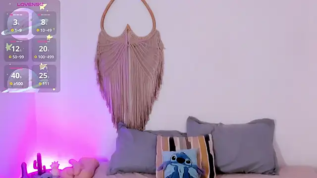 NaharaKamado   online show from November 25, 2025, 11:21 am