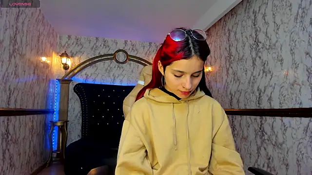 Ale sweety  online show from February 23, 2026, 12:57 pm