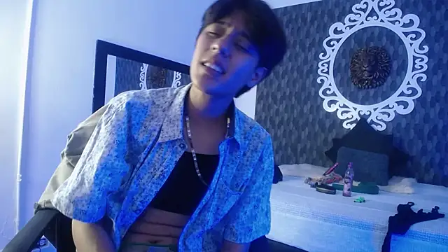 Snapshot of Ghost__Girl_ chatting on November 1, 2025, 2:13 am Ghost Girl online show from November 1, 2025, 2:13 am