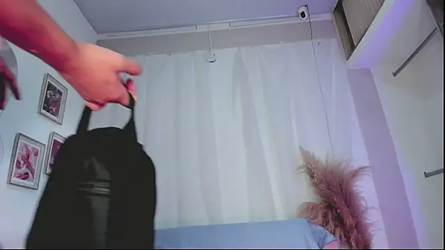 Sweetiee Aurora online show from November 27, 2025, 8:22 pm