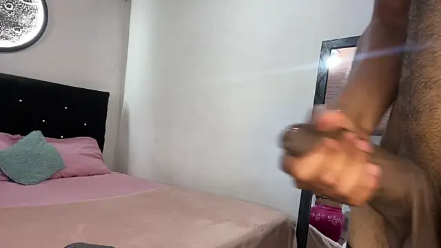 Hot2gether69 online show from April 22, 2026, 12:13 am