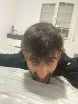 Dondeloquieras4 online show from April 20, 2026, 8:32 pm