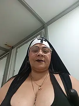 Snapshot of Angie_milf50 chatting on June 27, 2026, 6:51 am Angie milf50 online show from June 27, 2026, 6:51 am