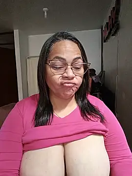 Snapshot of Angie_milf50 chatting on July 5, 2026, 6:59 pm Angie milf50 online show from July 5, 2026, 6:59 pm