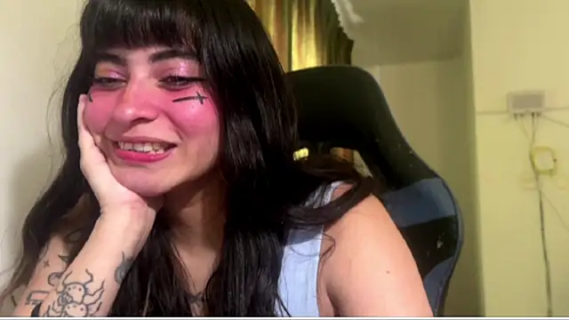 Annagoth  online show from March 26, 2026, 6:02 pm