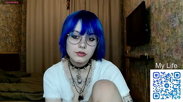 KellePourier online show from March 18, 2026, 6:33 pm