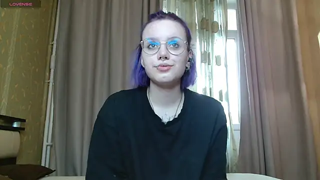 Snapshot of KellePourier chatting on May 12, 2026, 6:10 am KellePourier online show from May 12, 2026, 6:10 am