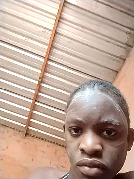 Blondecurv24 online show from December 5, 2025, 9:18 am