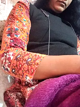 Hot-Rubyy online show from February 1, 2026, 10:03 am