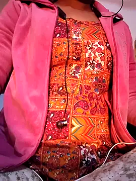 Hot-Rubyy online show from February 12, 2026, 8:53 am