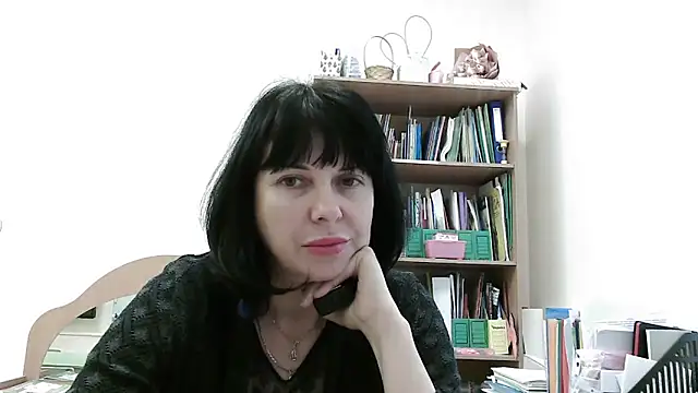 Viknika online show from November 25, 2025, 8:25 am