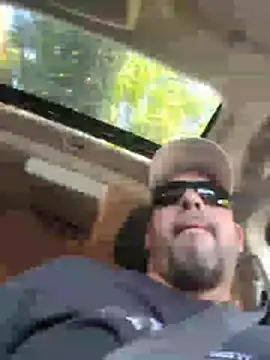 Snapshot of Tincho1051 chatting on April 30, 2026, 7:31 pm Tincho1051 online show from April 30, 2026, 7:31 pm