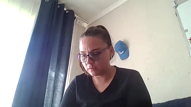 lilMissMarli online show from July 15, 2026, 9:25 am