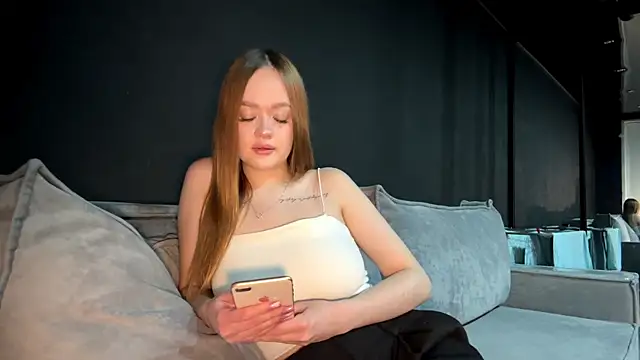 SecretGerl baby2007 online show from January 12, 2026, 4:23 pm