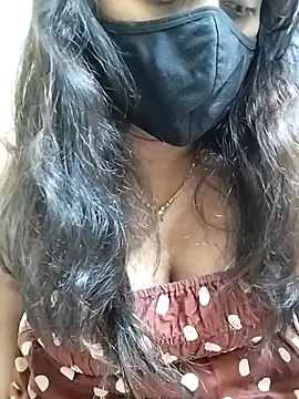 girl999 online show from February 7, 2026, 7:06 pm