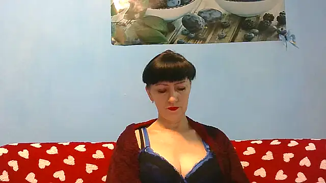 IffetLove42 online show from June 10, 2026, 9:41 am