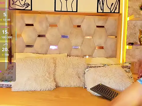 Andrew Haalls online show from November 4, 2025, 10:31 pm