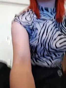 SiennaBite online show from November 21, 2025, 9:13 pm