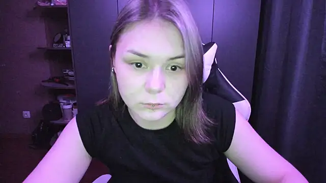 sophia lix online show from November 27, 2025, 3:58 pm