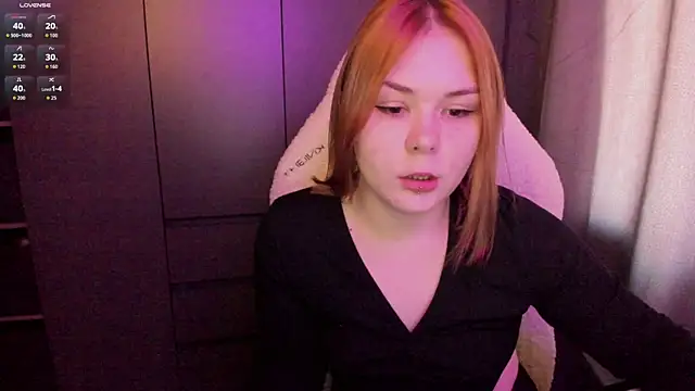 Snapshot of sophia_lix chatting on June 3, 2026, 10:51 am sophia lix online show from June 3, 2026, 10:51 am