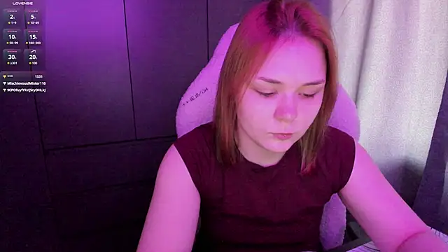 Snapshot of sophia_lix chatting on June 5, 2026, 6:52 am sophia lix online show from June 5, 2026, 6:52 am