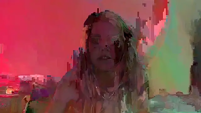 roxiebaby online show from November 27, 2025, 7:21 am