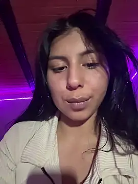 anny  18 online show from November 11, 2025, 4:56 am