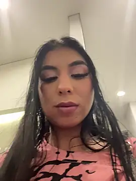 anny  18 online show from November 12, 2025, 10:41 pm