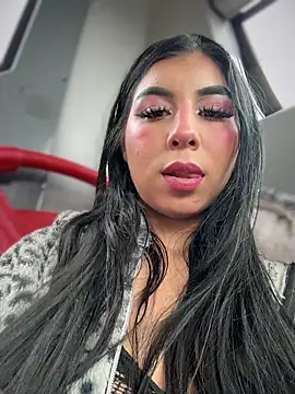 anny  18 online show from November 15, 2025, 6:59 pm