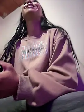 anny  18 online show from November 26, 2025, 2:56 am