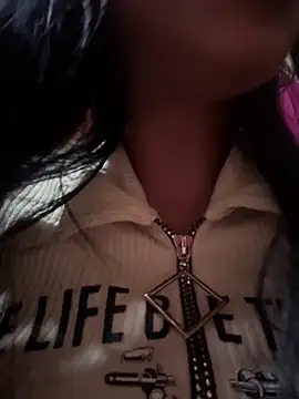 anny  18 online show from December 3, 2025, 3:25 am