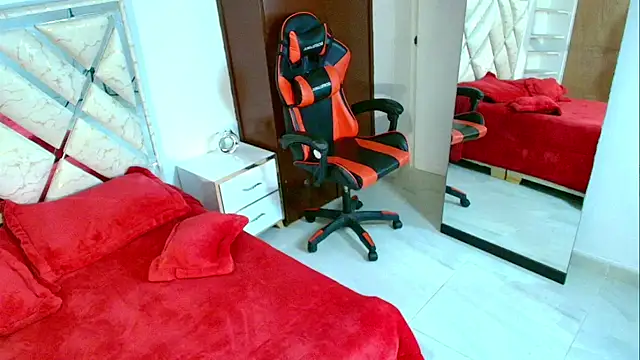 AdeleFun online show from December 1, 2025, 1:38 pm