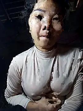 Snapshot of Lovebaby-love chatting on December 18, 2025, 1:33 am Lovebaby-love online show from December 18, 2025, 1:33 am