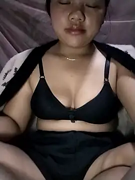 Smay69  online show from December 2, 2025, 9:54 pm