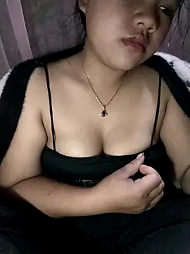 Smay69  online show from December 4, 2025, 3:05 am