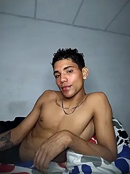 Snapshot of Alex_Sweeting chatting on November 16, 2025, 5:02 am Alex Sweeting online show from November 16, 2025, 5:02 am